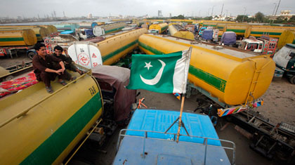 Pakistán reabrirá las vías de suministro de la OTAN a Afganistán